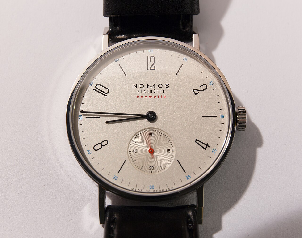 Nomos Tangente neomatik clean dial watch