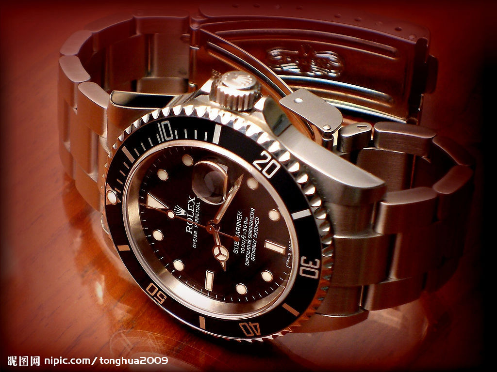 Rolex Submariner diving watch showing 300m water resistance rating