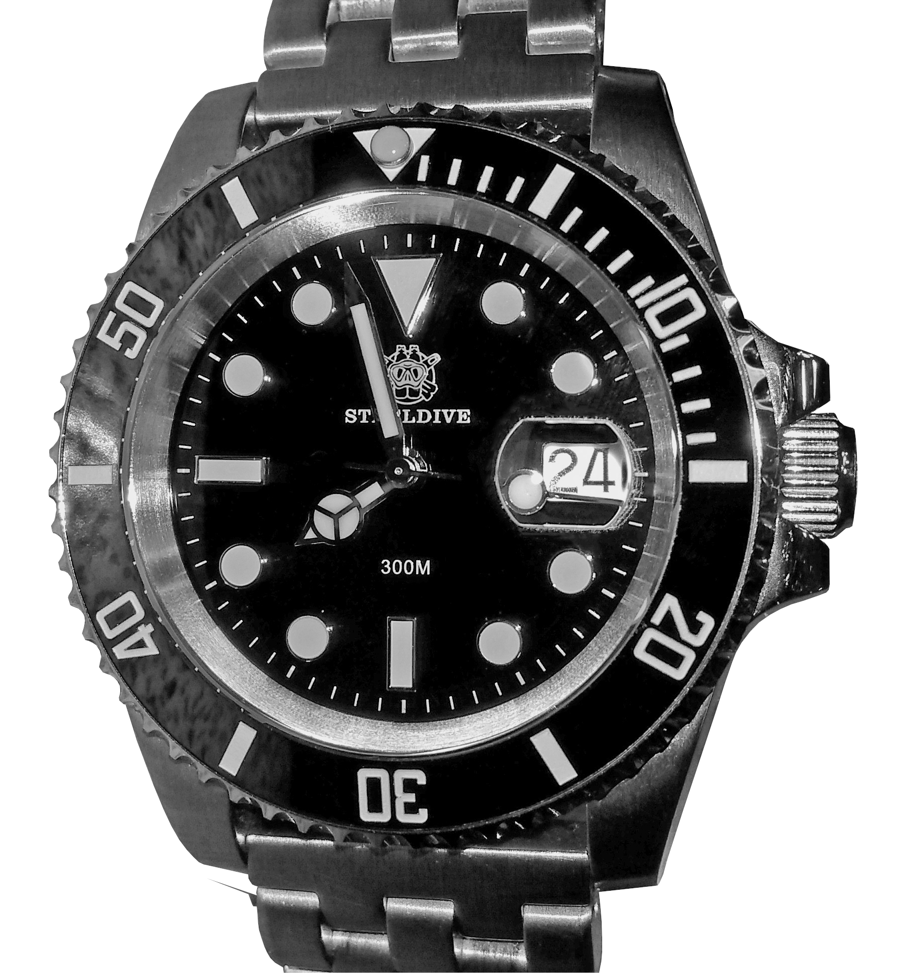 Steeldive SD8205-1 dive watch rated to 200m water resistance